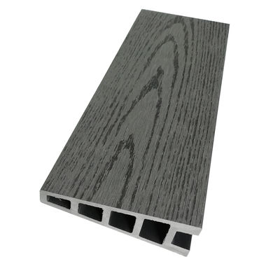 Gebouwd houten Eco Lat WPC-bekledingswandpaneel voor achtertuindecoratie