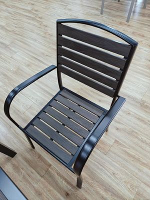 Redefine Outdoor Living: Premium WPC Garden stoelen en tafels