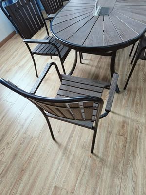 Redefine Outdoor Living: Premium WPC Garden stoelen en tafels