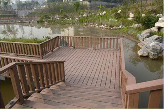 Weerbestendig WPC-schermpaneel, onderhoudsarm voor commerciële tuinen