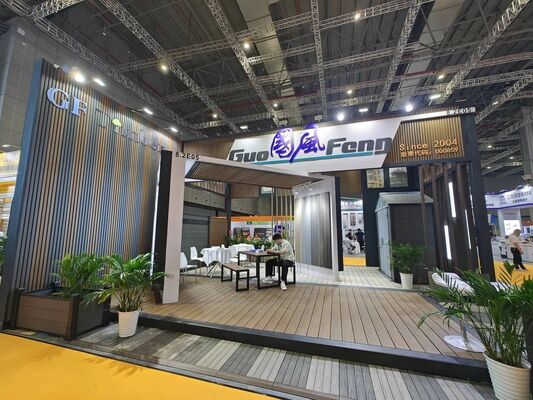 Windbestendig klasse 8 Licht transparant dak Milieuvriendelijk Eenvoudig te monteren Outdoor WPC-paneel Tuingereedschapshuis