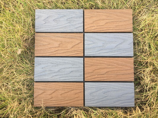 Groothandel DIY WPC-dektegels 30 * 30CM Duurzame buitenvloeren voor residentieel gebruik