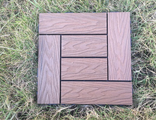 Groothandel DIY WPC-dektegels 30 * 30CM Duurzame buitenvloeren voor residentieel gebruik