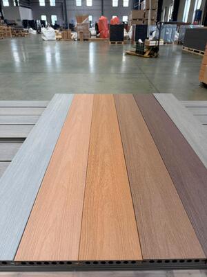 Groothandel waterdicht zwembad dubbele kleur co-extrusie WPC hout kunststof composiet terrasplanken