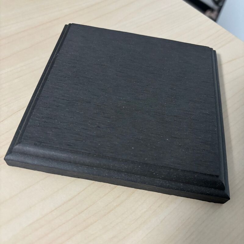 WPC balkon waterdichte buitenvloerbedekking WPC composiet terrasplankuiteinde plint terrasplanken WPC dekuiteinde